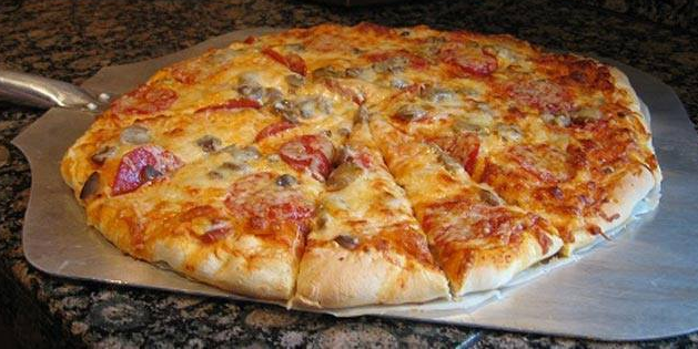You are currently viewing Pizza majstori drže ovaj recept za tijesto u tajnosti, ali napokon smo ga otkrili