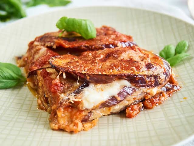 You are currently viewing Parmigiana – Okusite čari nevjerovatnog ručka koji je gotov za samo 30 minuta!!