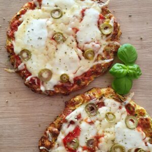 Read more about the article Pizza s podlogom od tikvica